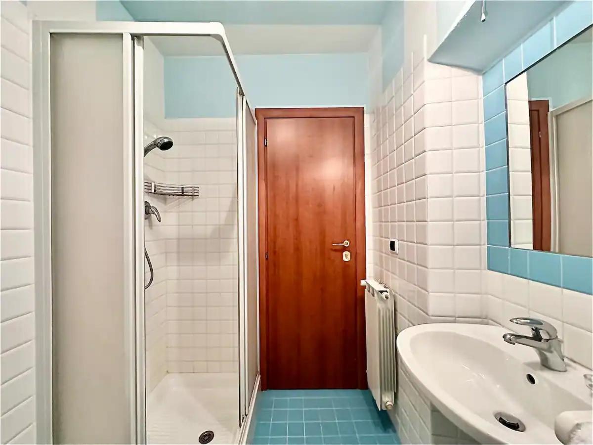 Raffaelli Rooms Travel Florence Close San Frediano Zewnętrze zdjęcie
